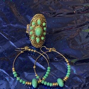 Vintage-Inspired Gold and Turquoise Ring & Ear